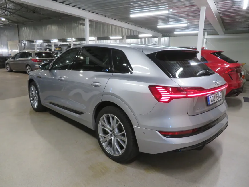 aa Audi e-tron S line 55 quattro 300kW