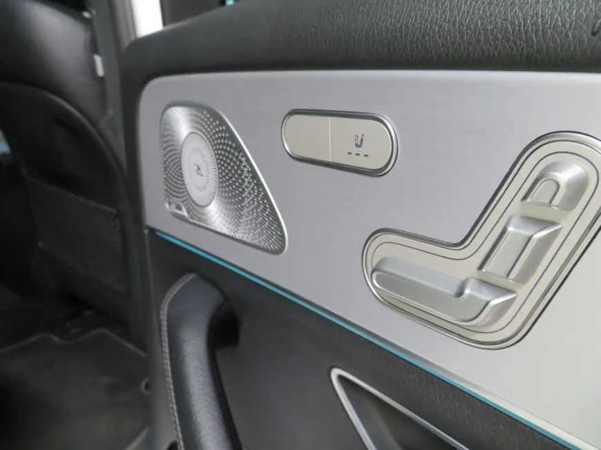 aa Mercedes-Benz GLS 400 D 4Matic