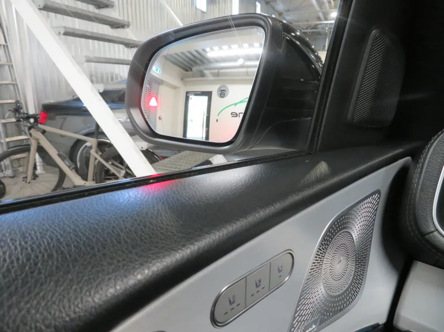 aa Mercedes-Benz GLS 400 D 4Matic